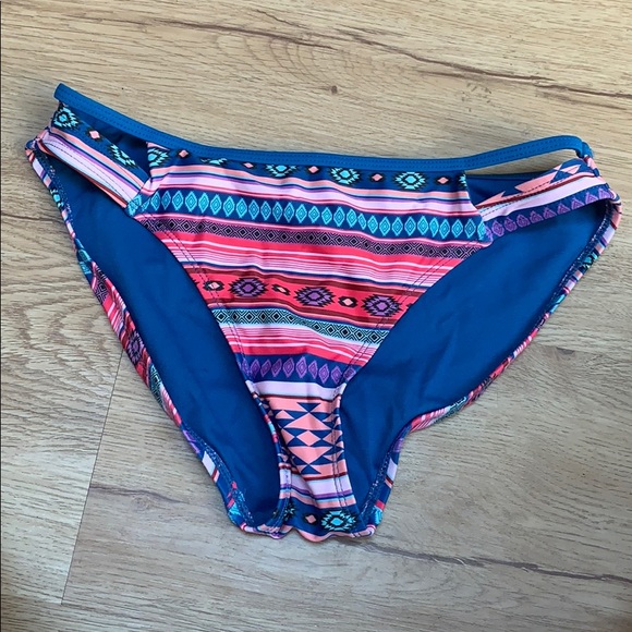 Cute colorful bikini - Picture 5 of 5